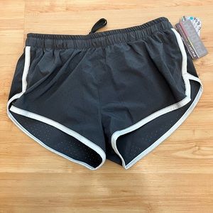 Rabbit Women Running Shorts REPEATS 2”Medium NWT